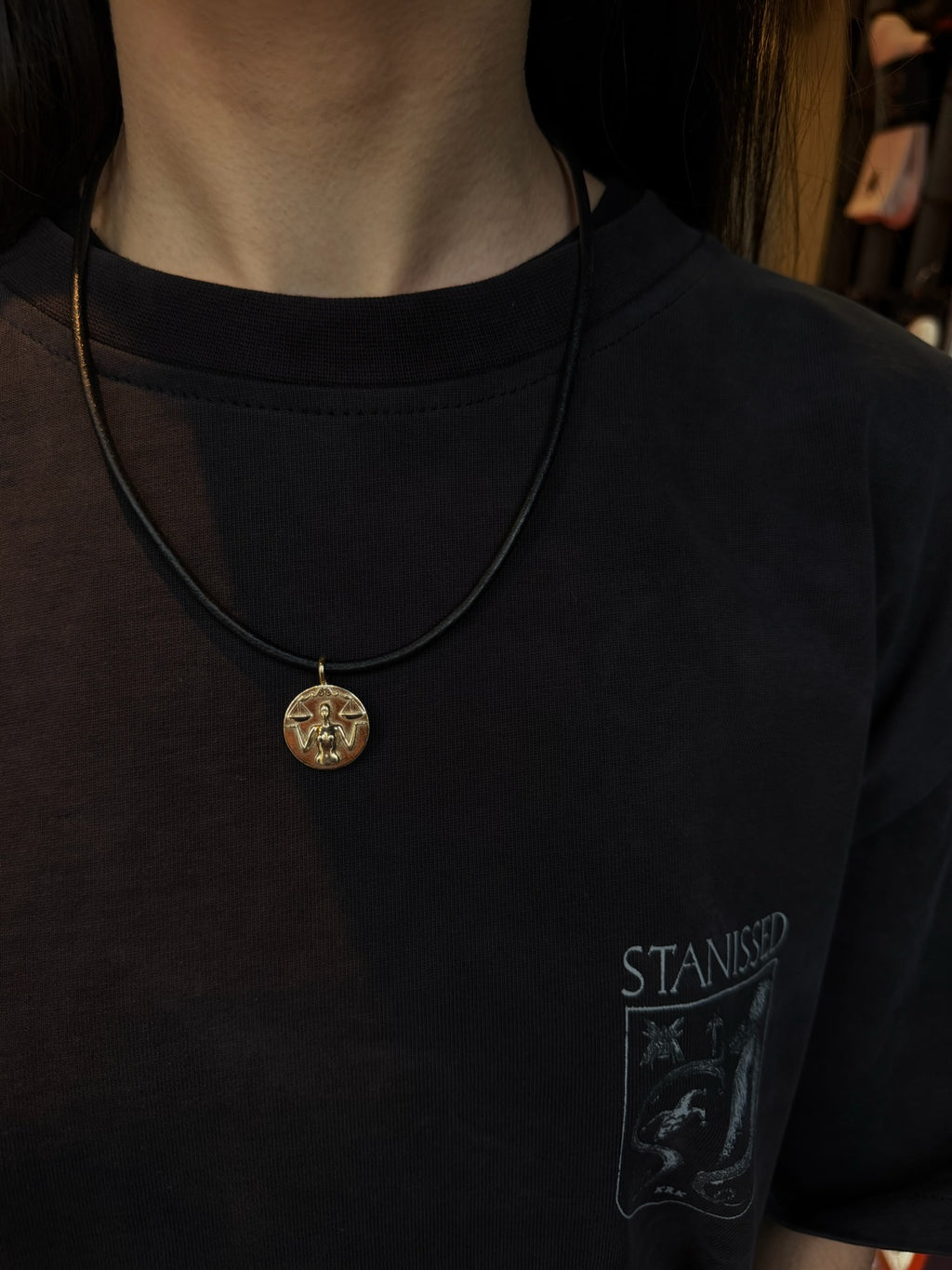 Libra Pendant Gold