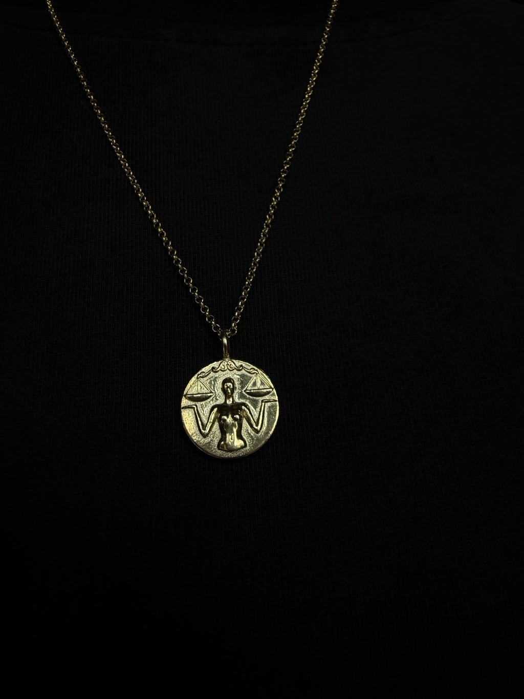 Libra Pendant Gold