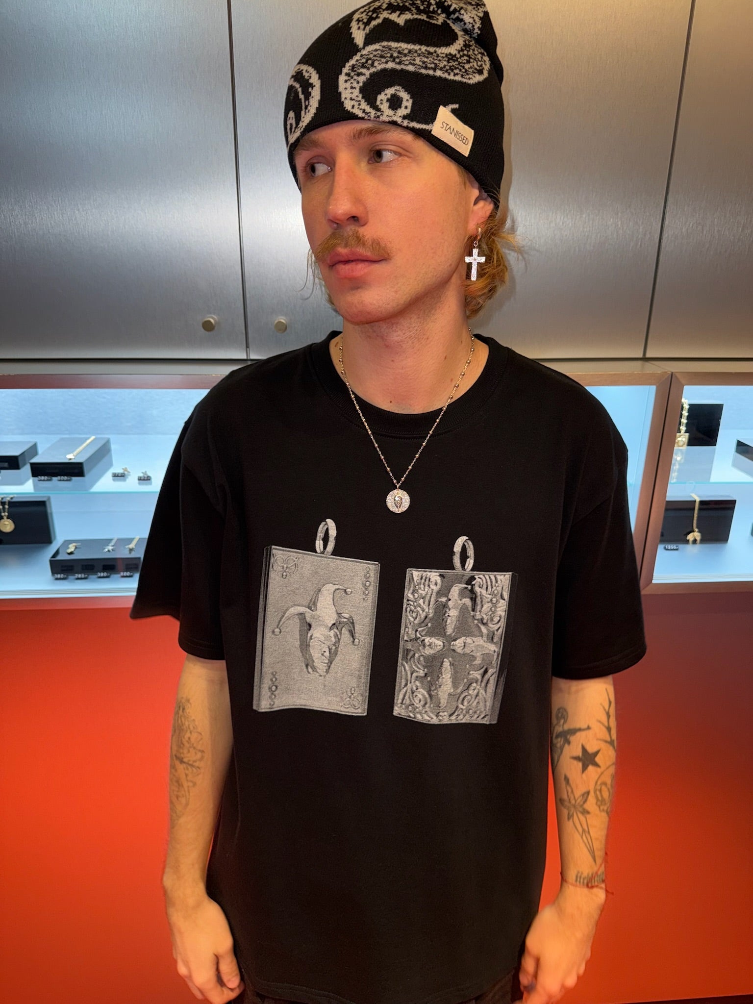 Medallion Pendant Silver