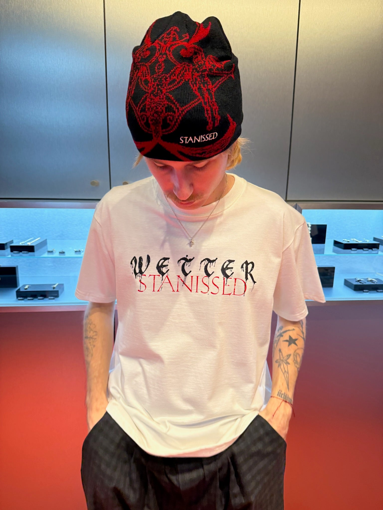 Legends Beanie Black & Burgundy