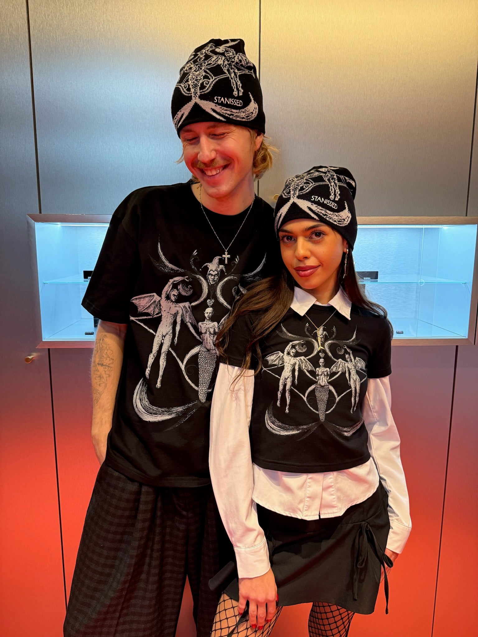 Legends Beanie Black & White