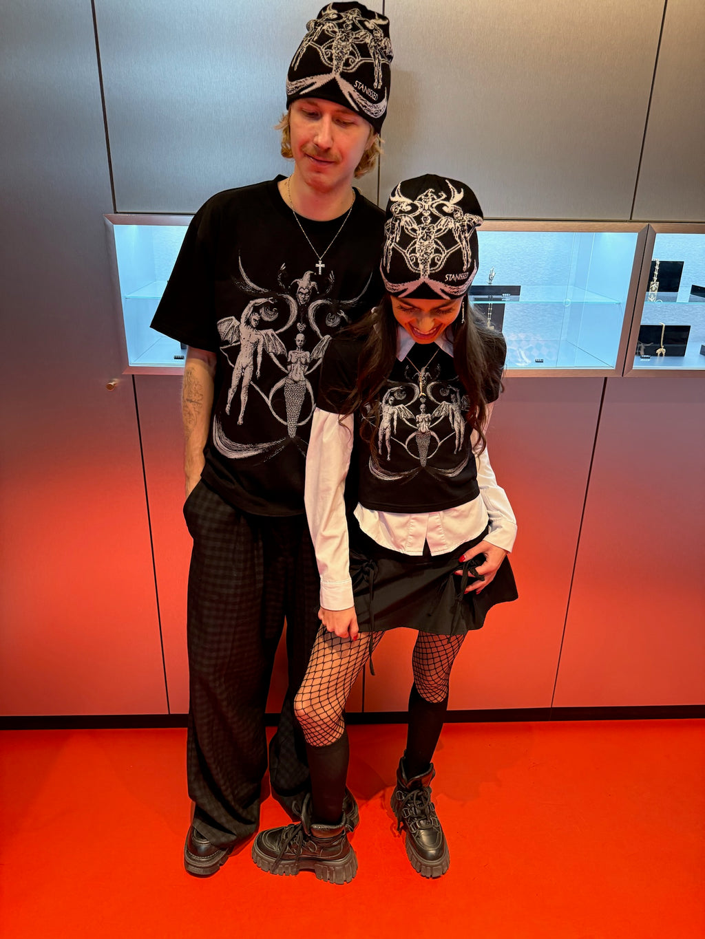 Legends Beanie Black & White