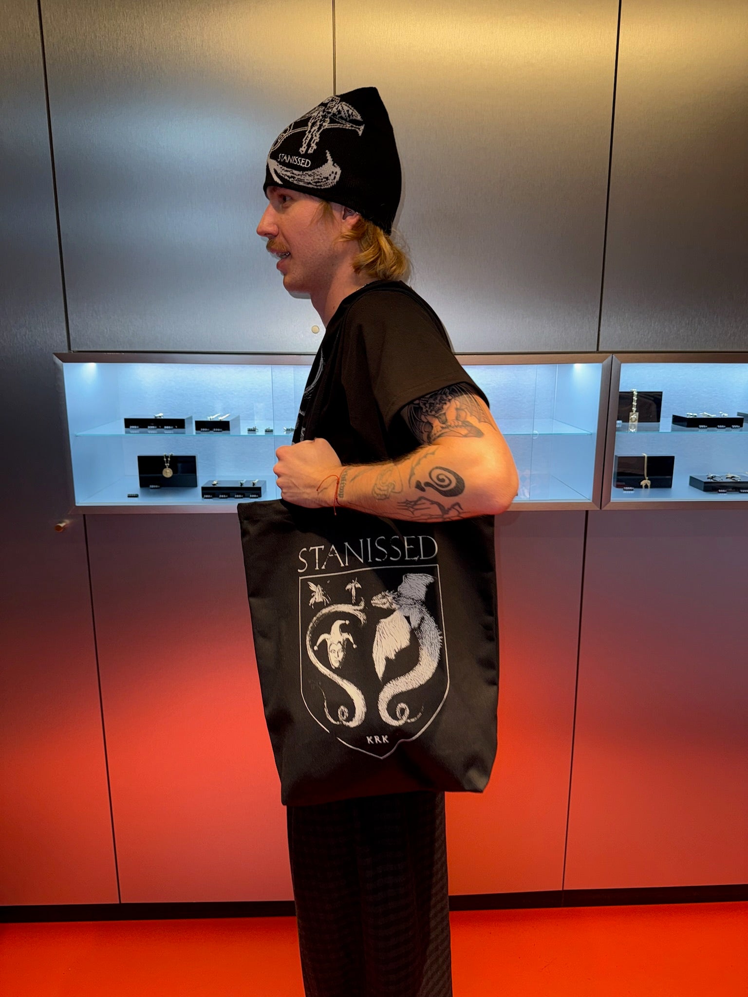 Coat Of Arms Tote Black