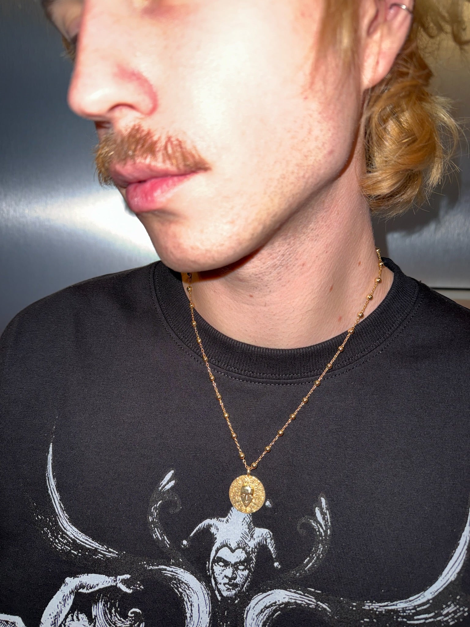 Medallion Pendant Gold