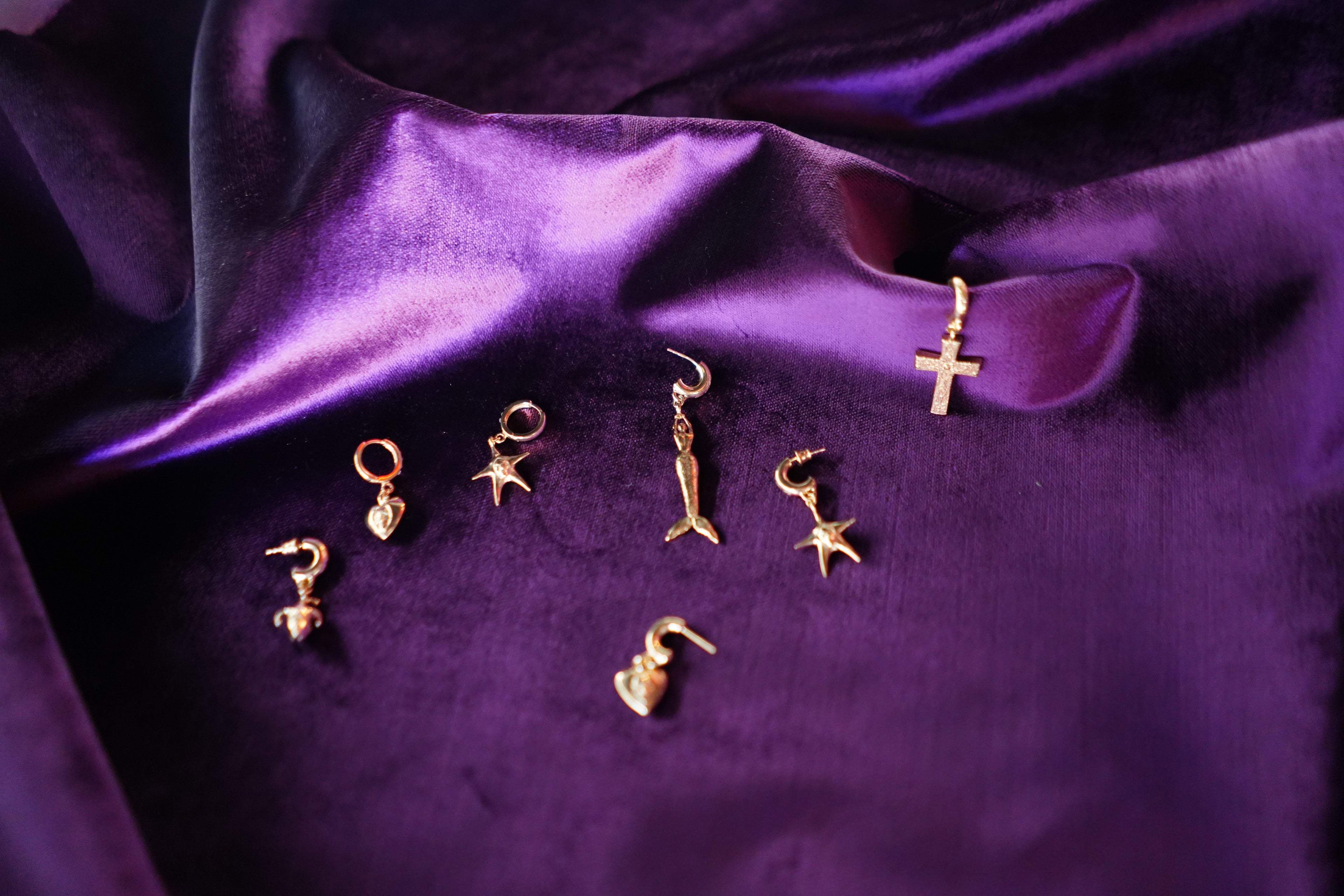 Crossed Earring Gold