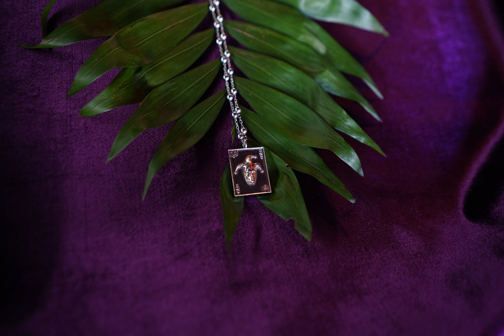 Stanissed Card Pendant Silver