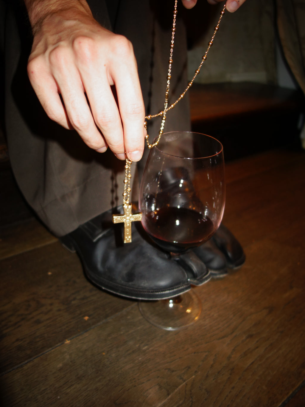 Crossed Big Pendant Gold